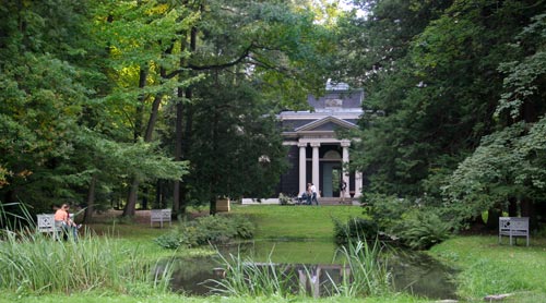 Badehaus im Grünfelder Park in Waldenburg Badehaus im Grünfelder Park